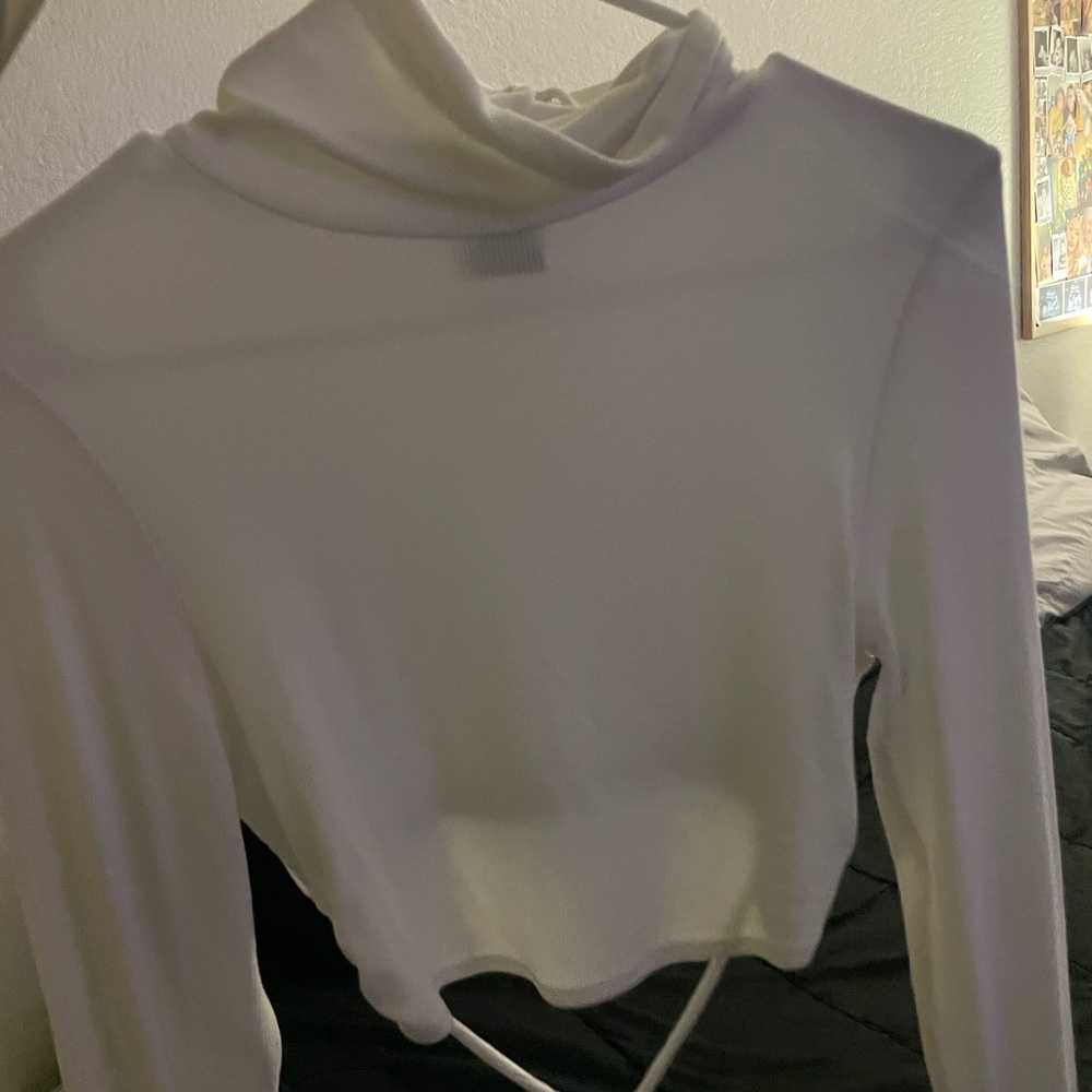 White crop top